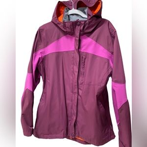 Cabelas Rain Jacket. Maroon-Pink. M  Women’s